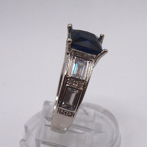 Ladies Large Blue Sapphire Princess Cut Bridal Ring .925 Solid Sterling Silver - Picture 7 of 12
